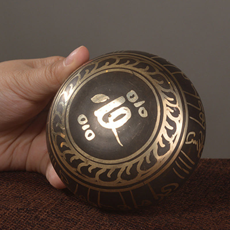 Buddha Stones Handmade Singing Bowl Buddha Eyes Scripture Pattern for Healing and Meditation Sound Bowl Set