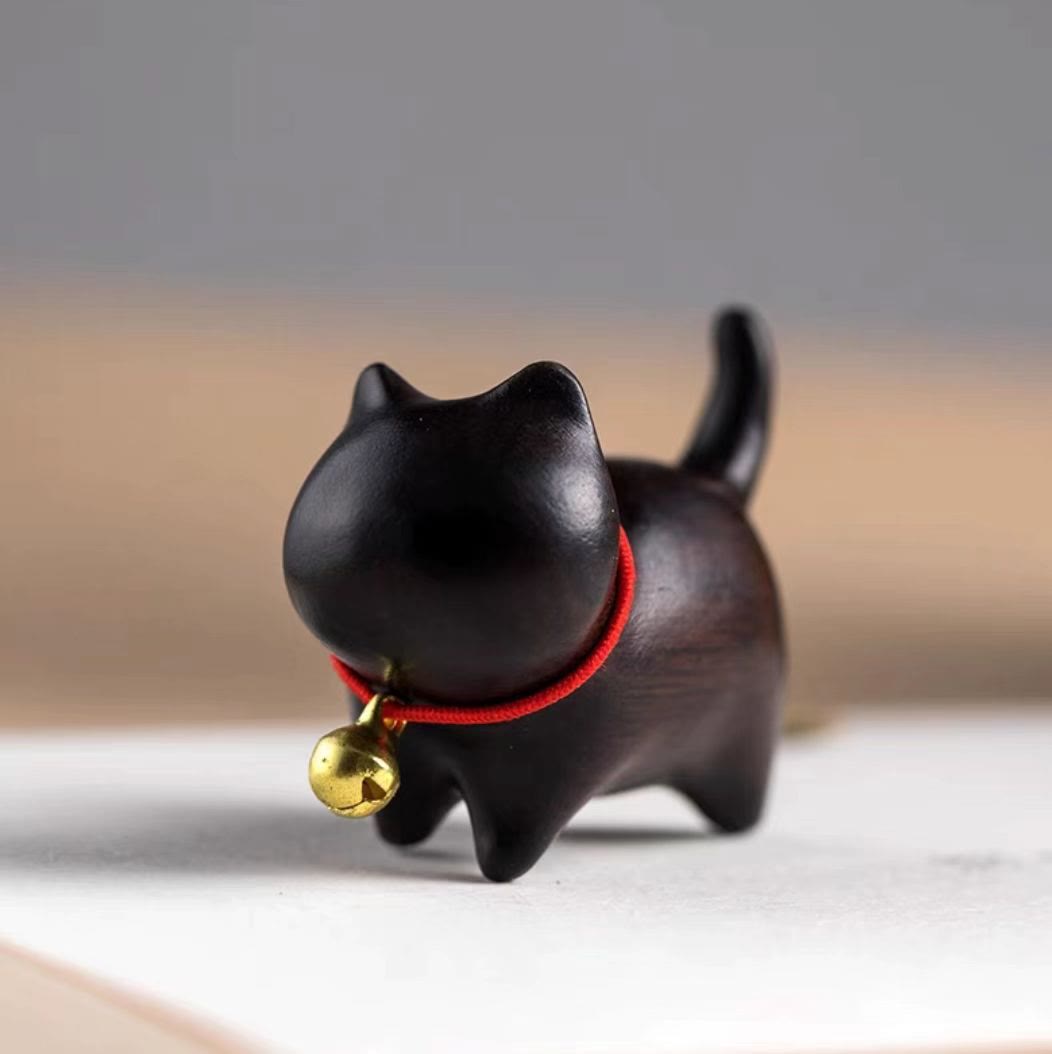 Buddha Stones Green Sandalwood Small Leaf Red Sandalwood Cute Cat Animals Soothing Peace Decoration