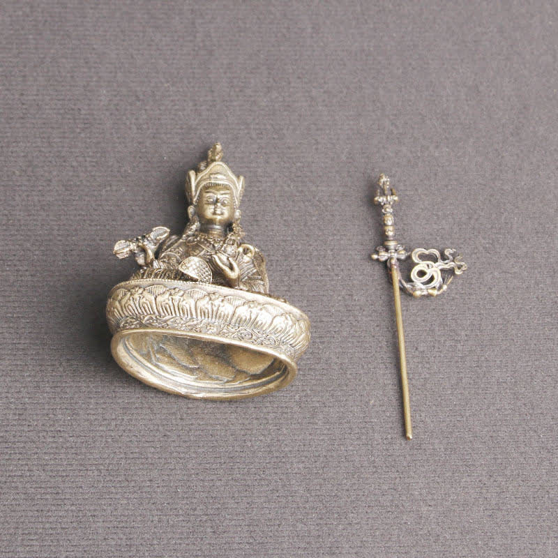 Buddha Stones Padmasambhava Buddha Figure Serenity Copper Statue Decoration Temple Ornament